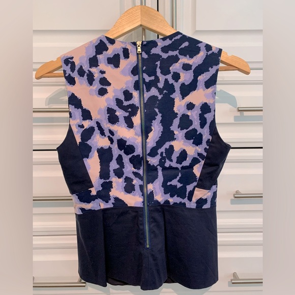 Club Monaco Peplum zipper top Sz 0 - Picture 3 of 3